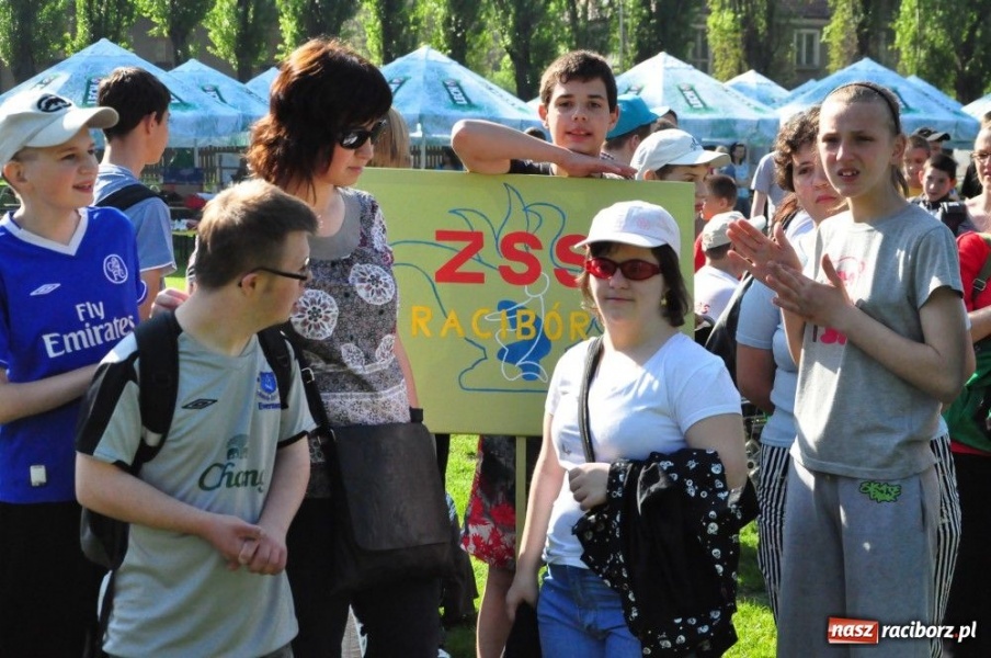 Zdjęcie w galerii na portalu naszraciborz.pl: Studenci PWSZ dla niepełnosprawnych wiadomości z regionu