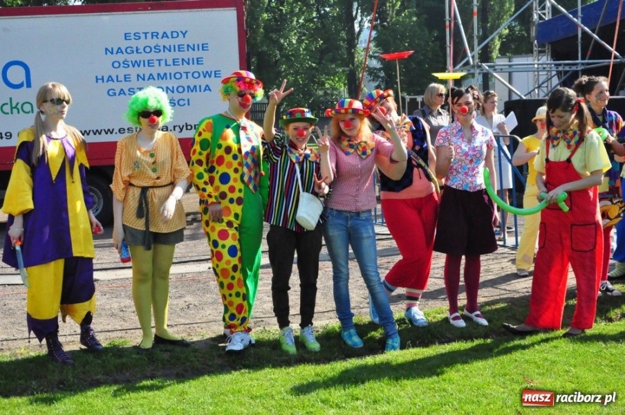 Zdjęcie w galerii na portalu naszraciborz.pl: Studenci PWSZ dla niepełnosprawnych wiadomości z regionu