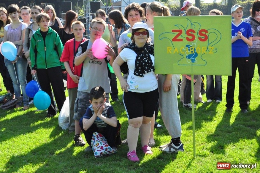 Zdjęcie w galerii na portalu naszraciborz.pl: Studenci PWSZ dla niepełnosprawnych wiadomości z regionu