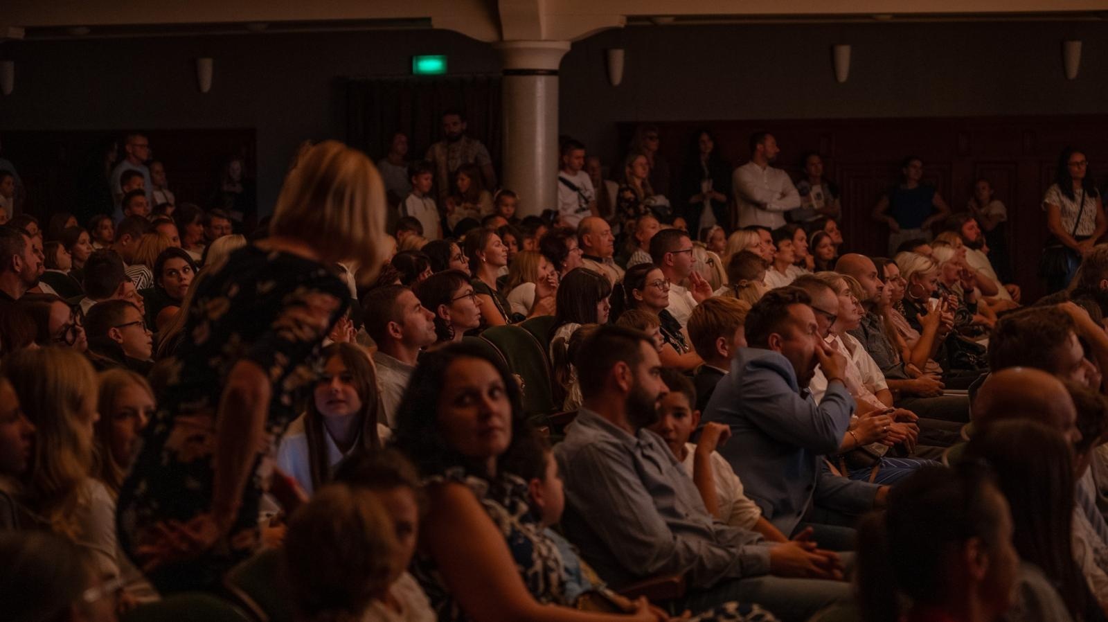 Zdjęcie w galerii na portalu naszraciborz.pl: Najlepsi uczniowie raciborskich szkół odebrali stypendia - foto na bis! wiadomości z regionu