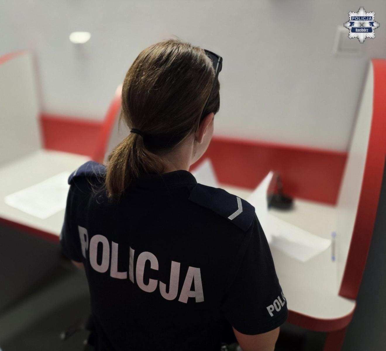 Zdjęcie w galerii na portalu naszraciborz.pl: 100-lecie kobiet w policji. Policjanci z Raciborza oddali krew wiadomości z regionu