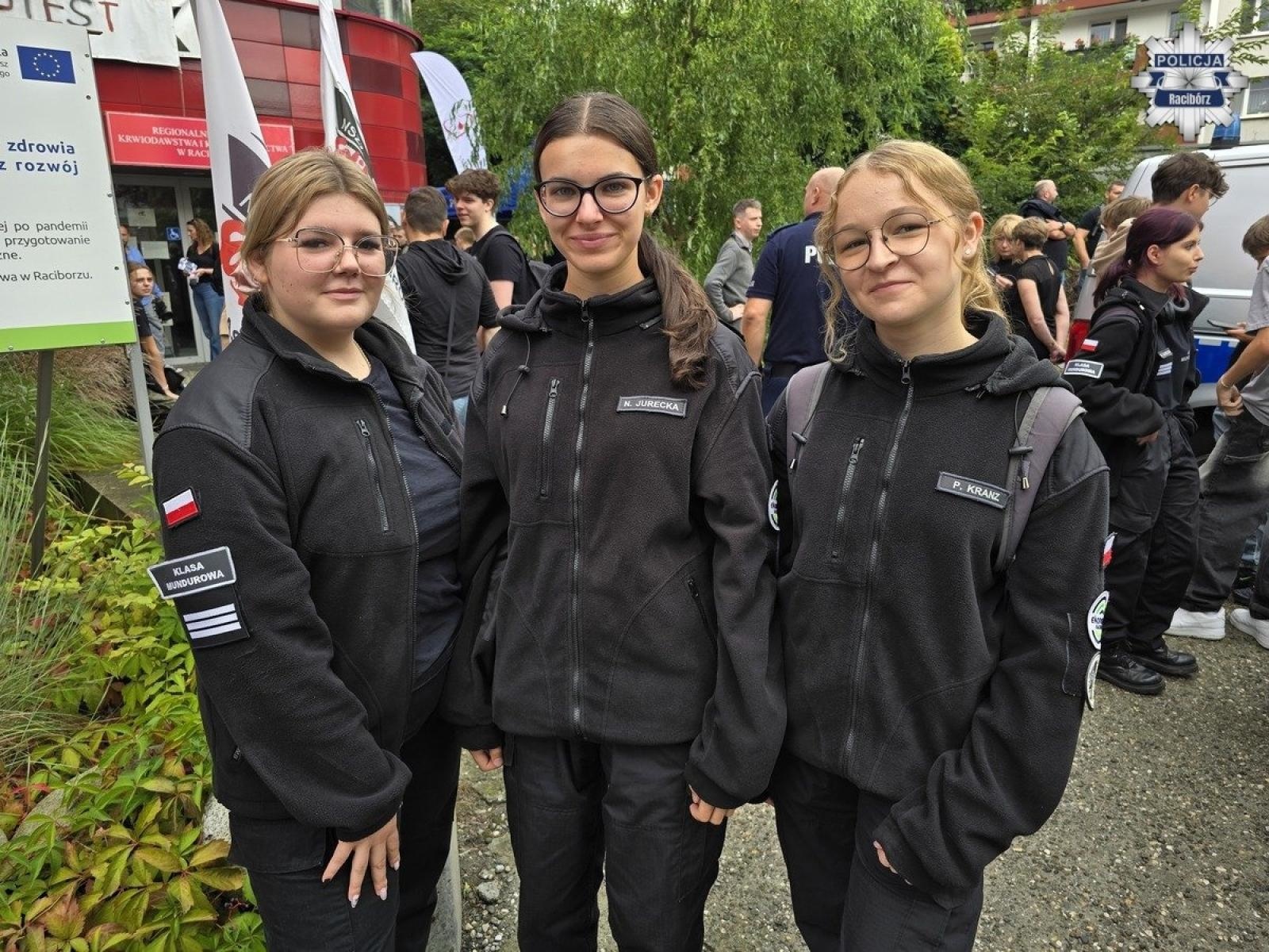 Zdjęcie w galerii na portalu naszraciborz.pl: 100-lecie kobiet w policji. Policjanci z Raciborza oddali krew wiadomości z regionu