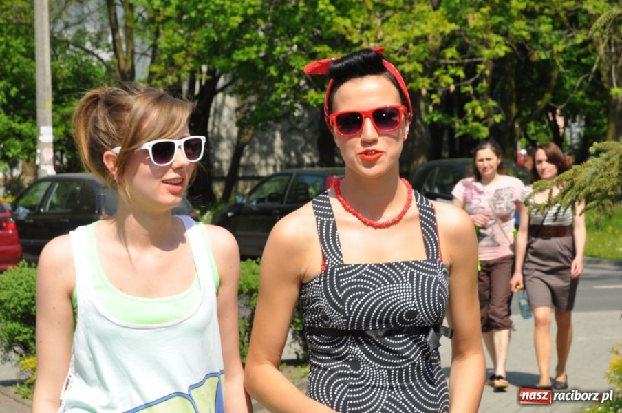 Zdjęcie w galerii na portalu naszraciborz.pl: Juwenalia rozpoczęte. Klucz przekazany wiadomości z regionu