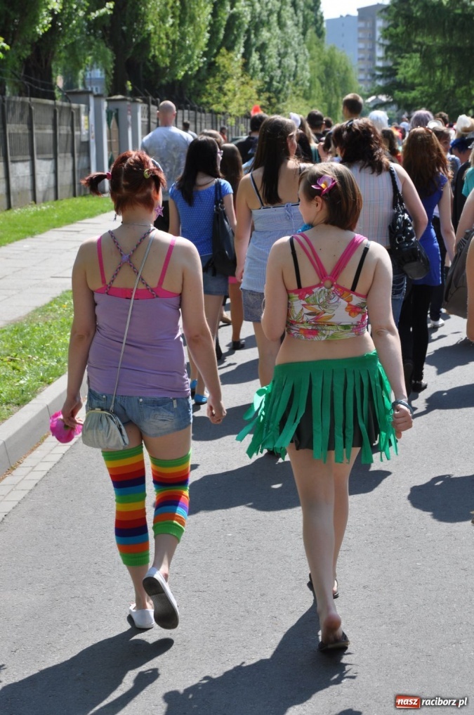 Zdjęcie w galerii na portalu naszraciborz.pl: Juwenalia rozpoczęte. Klucz przekazany wiadomości z regionu