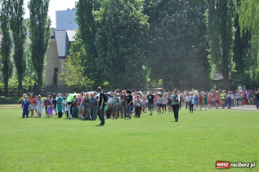 Zdjęcie w galerii na portalu naszraciborz.pl: Juwenalia rozpoczęte. Klucz przekazany wiadomości z regionu