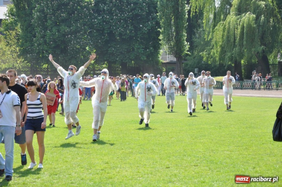Zdjęcie w galerii na portalu naszraciborz.pl: Juwenalia rozpoczęte. Klucz przekazany wiadomości z regionu