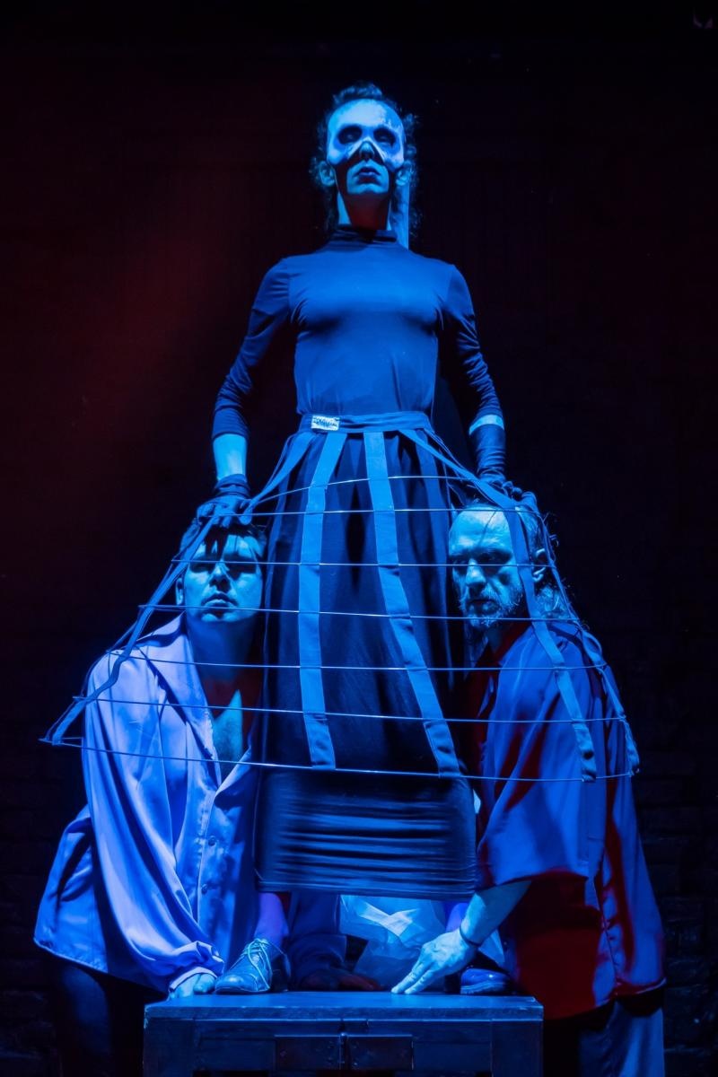 Zdjęcie w galerii na portalu naszraciborz.pl: Kapral W. Kościółku. Spektakl wyrzut w Raciborzu wiadomości z regionu