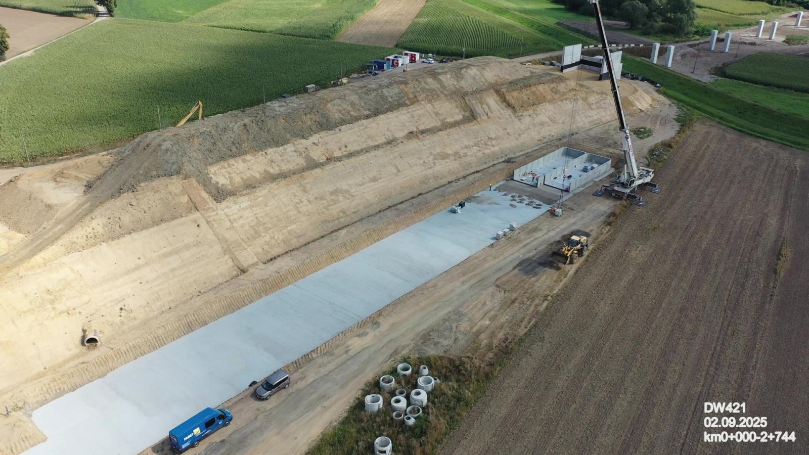 Zdjęcie w galerii na portalu naszraciborz.pl: Tak powstaje nowy most na Odrze pod Raciborzem - najnowszy raport z prac wiadomości z regionu