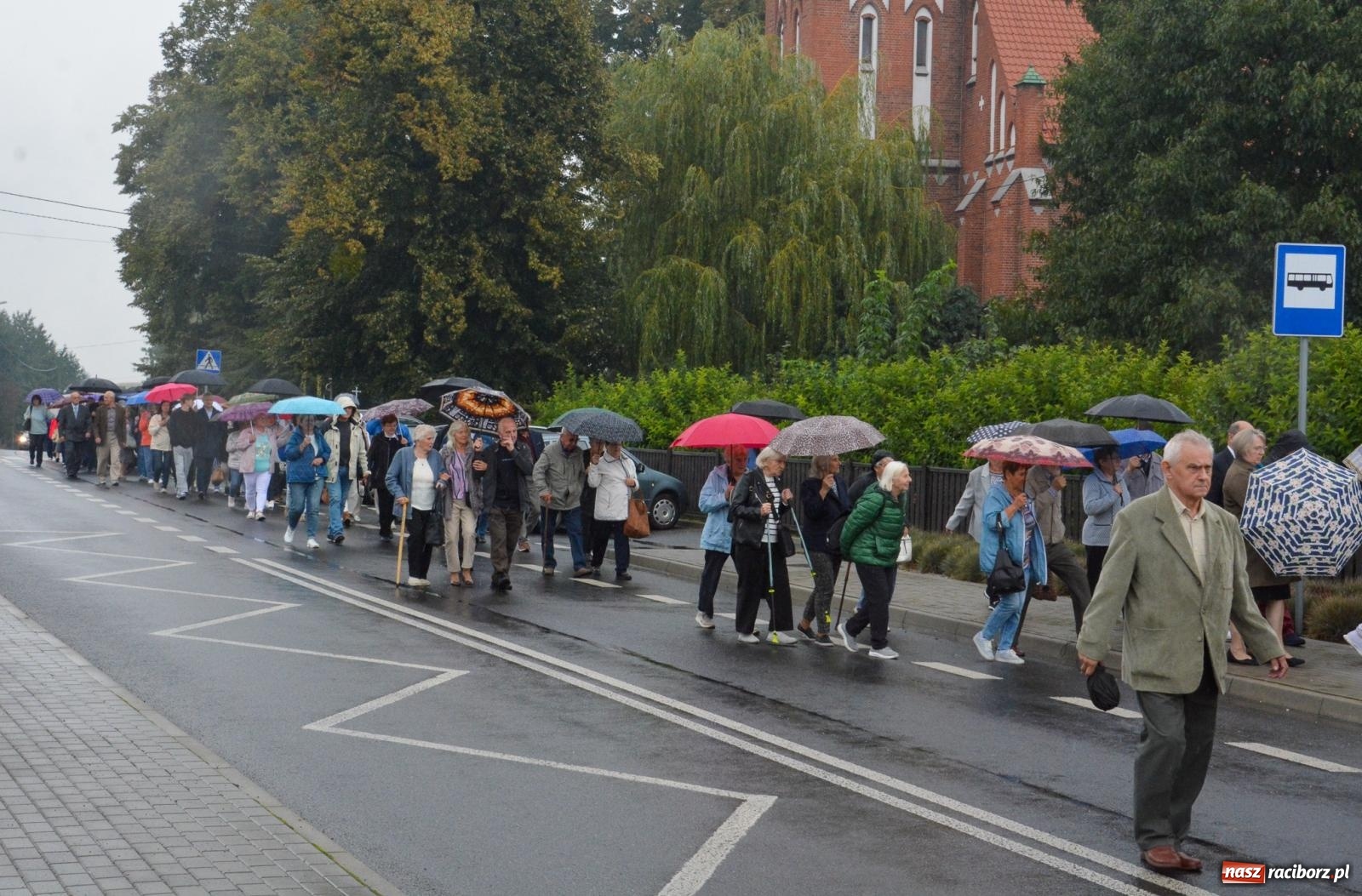 Zdjęcie w galerii na portalu naszraciborz.pl: Dzień Kultury Niemieckiej w Łubowicach. Zjechali członkowie DFK z całego regionu wiadomości z regionu