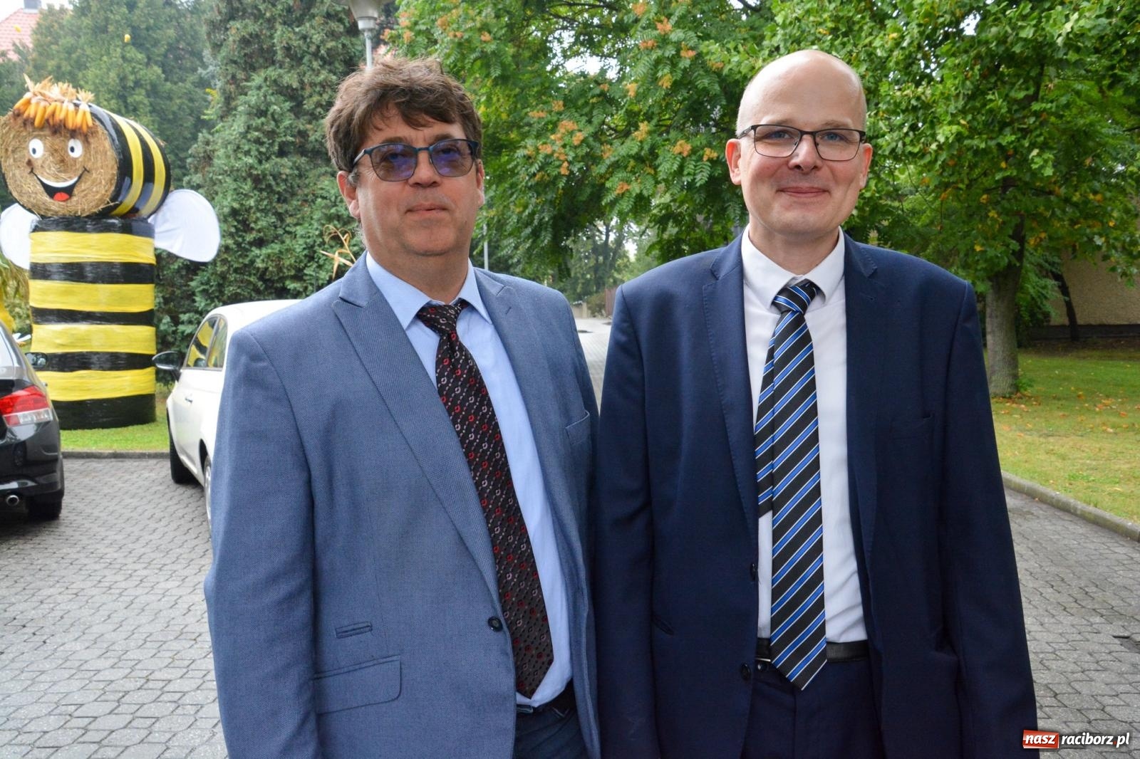 Zdjęcie w galerii na portalu naszraciborz.pl: Szkoła Podstawowa nr 2 na Płoni świętuje 80 lat. Jubileusz z historią, mszą i festynem wiadomości z regionu