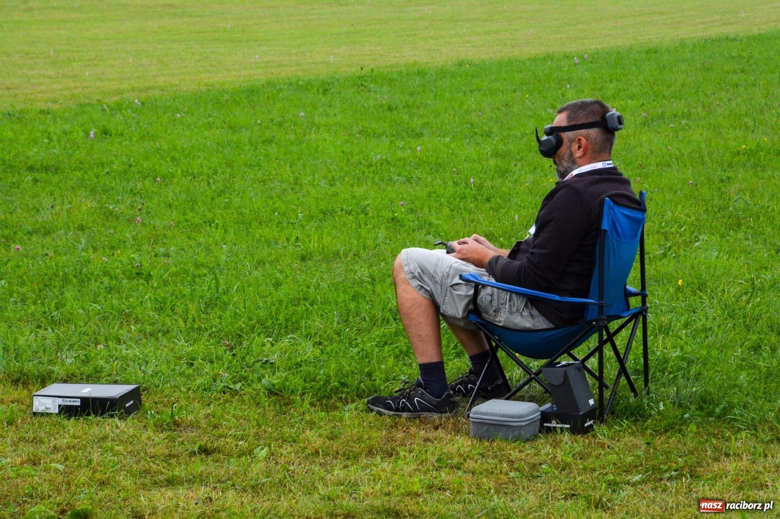 Zdjęcie w galerii na portalu naszraciborz.pl: Deszcz nie przegonił modelarzy. Trwa RC AirShow [FOTO i WIDEO] wiadomości z regionu