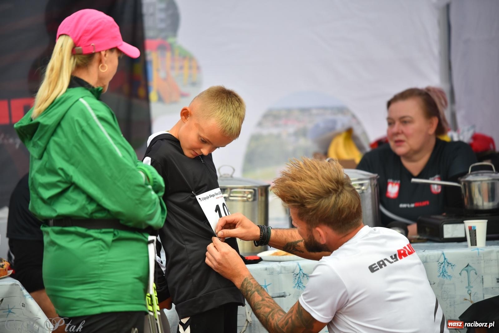 Zdjęcie w galerii na portalu naszraciborz.pl: Ruszyła 5. edycja Fun z EasyRun 24 Nonstop w Raciborzu wiadomości z regionu