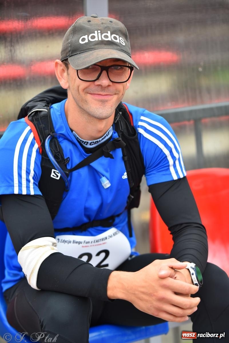 Zdjęcie w galerii na portalu naszraciborz.pl: Ruszyła 5. edycja Fun z EasyRun 24 Nonstop w Raciborzu wiadomości z regionu