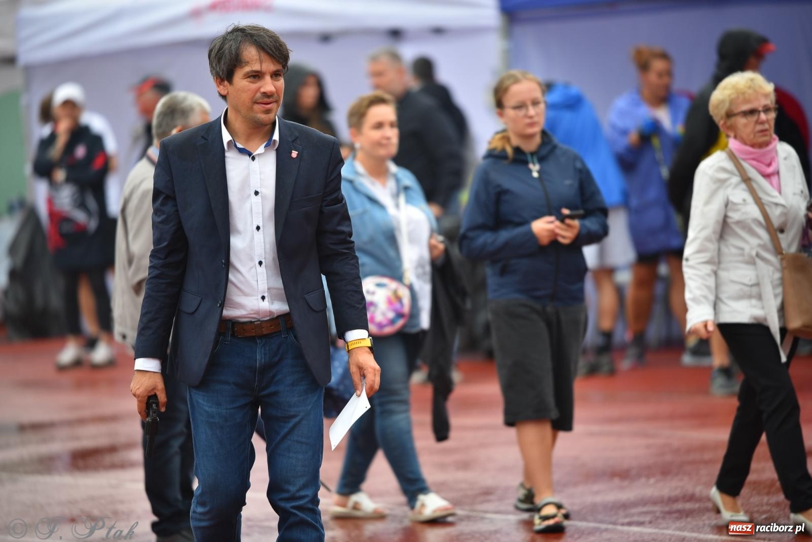 Zdjęcie w galerii na portalu naszraciborz.pl: Ruszyła 5. edycja Fun z EasyRun 24 Nonstop w Raciborzu wiadomości z regionu