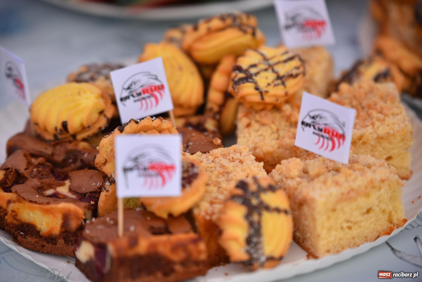 Zdjęcie w galerii na portalu naszraciborz.pl: Ruszyła 5. edycja Fun z EasyRun 24 Nonstop w Raciborzu wiadomości z regionu