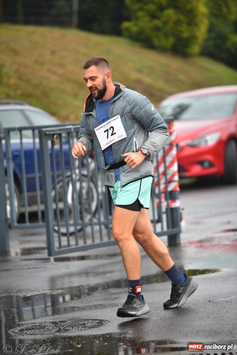 Zdjęcie w galerii na portalu naszraciborz.pl: Ruszyła 5. edycja Fun z EasyRun 24 Nonstop w Raciborzu wiadomości z regionu