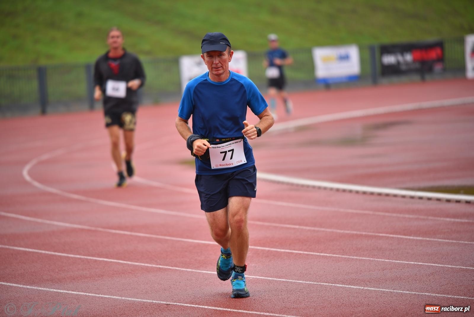 Zdjęcie w galerii na portalu naszraciborz.pl: Ruszyła 5. edycja Fun z EasyRun 24 Nonstop w Raciborzu wiadomości z regionu