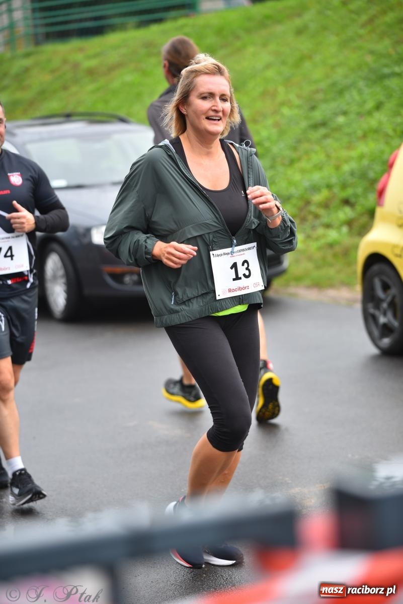 Zdjęcie w galerii na portalu naszraciborz.pl: Ruszyła 5. edycja Fun z EasyRun 24 Nonstop w Raciborzu wiadomości z regionu