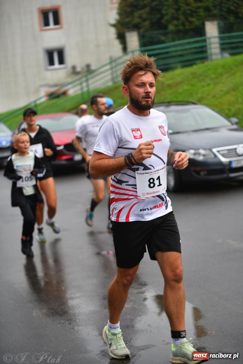 Zdjęcie w galerii na portalu naszraciborz.pl: Ruszyła 5. edycja Fun z EasyRun 24 Nonstop w Raciborzu wiadomości z regionu