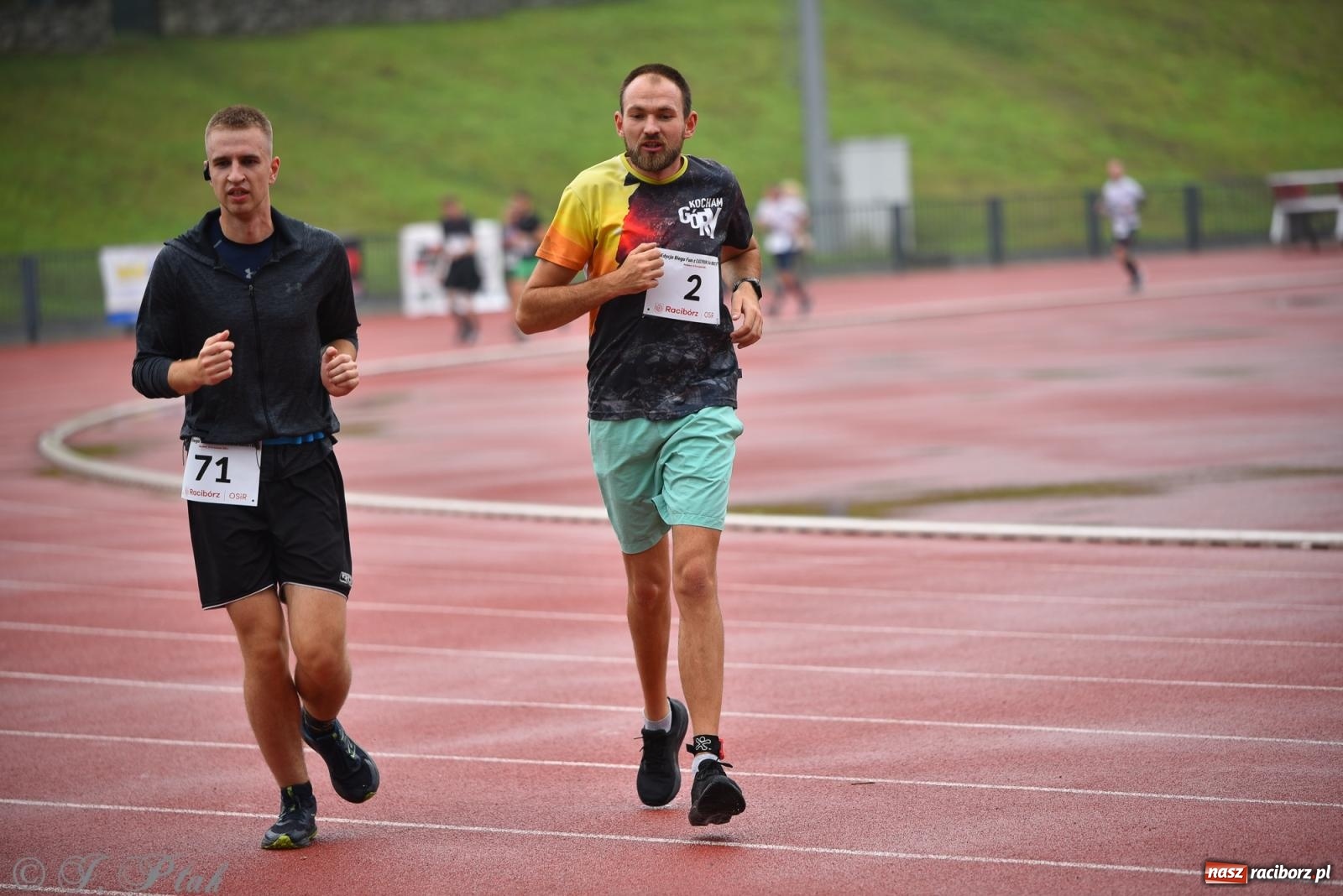 Zdjęcie w galerii na portalu naszraciborz.pl: Ruszyła 5. edycja Fun z EasyRun 24 Nonstop w Raciborzu wiadomości z regionu