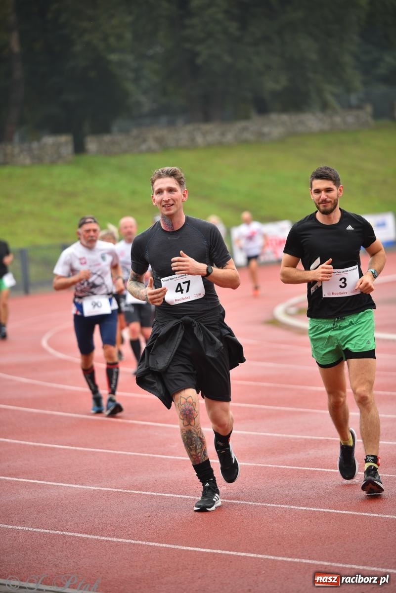 Zdjęcie w galerii na portalu naszraciborz.pl: Ruszyła 5. edycja Fun z EasyRun 24 Nonstop w Raciborzu wiadomości z regionu