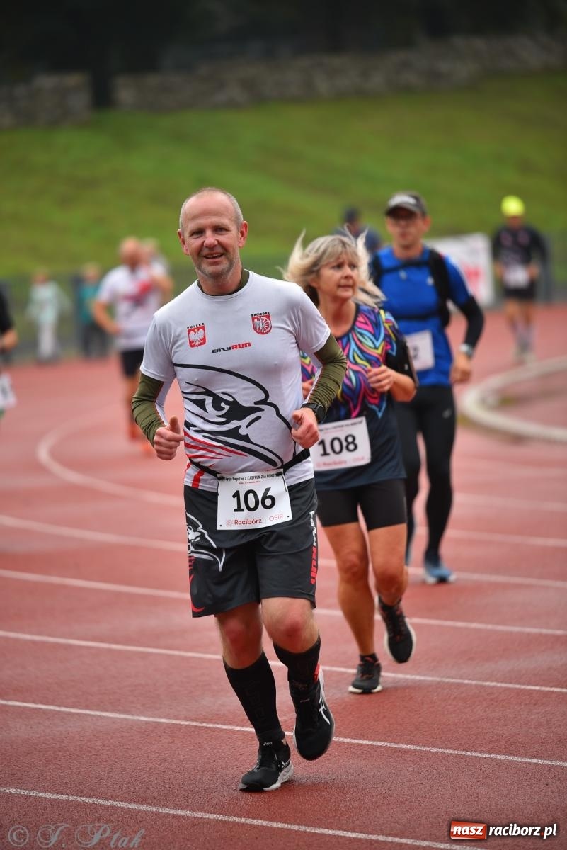 Zdjęcie w galerii na portalu naszraciborz.pl: Ruszyła 5. edycja Fun z EasyRun 24 Nonstop w Raciborzu wiadomości z regionu