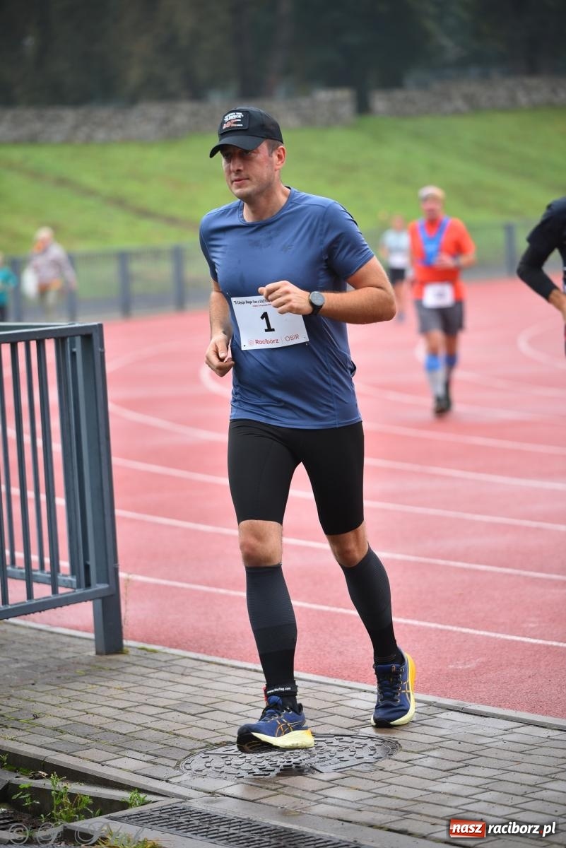 Zdjęcie w galerii na portalu naszraciborz.pl: Ruszyła 5. edycja Fun z EasyRun 24 Nonstop w Raciborzu wiadomości z regionu