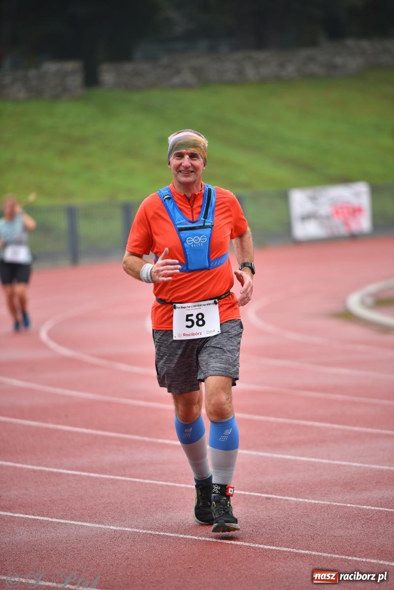 Zdjęcie w galerii na portalu naszraciborz.pl: Ruszyła 5. edycja Fun z EasyRun 24 Nonstop w Raciborzu wiadomości z regionu
