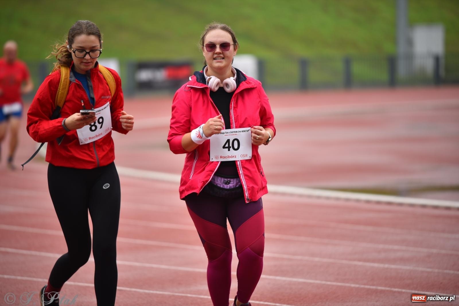 Zdjęcie w galerii na portalu naszraciborz.pl: Ruszyła 5. edycja Fun z EasyRun 24 Nonstop w Raciborzu wiadomości z regionu