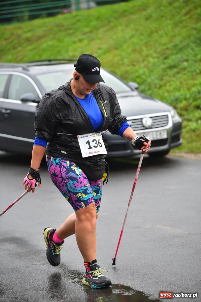 Zdjęcie w galerii na portalu naszraciborz.pl: Ruszyła 5. edycja Fun z EasyRun 24 Nonstop w Raciborzu wiadomości z regionu