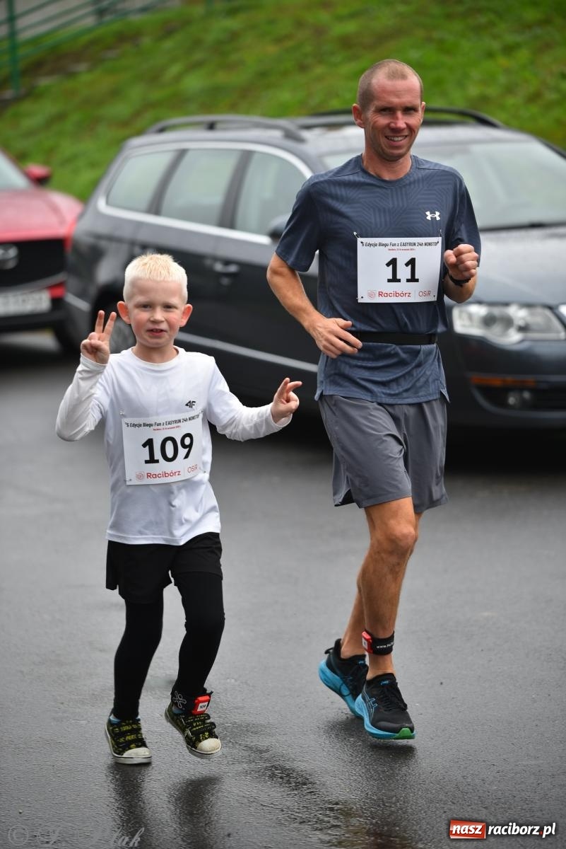 Zdjęcie w galerii na portalu naszraciborz.pl: Ruszyła 5. edycja Fun z EasyRun 24 Nonstop w Raciborzu wiadomości z regionu