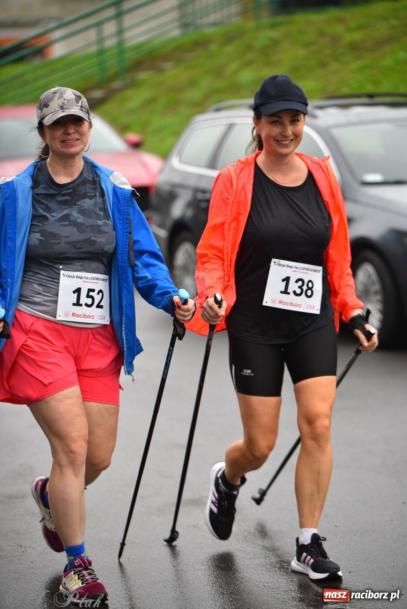 Zdjęcie w galerii na portalu naszraciborz.pl: Ruszyła 5. edycja Fun z EasyRun 24 Nonstop w Raciborzu wiadomości z regionu