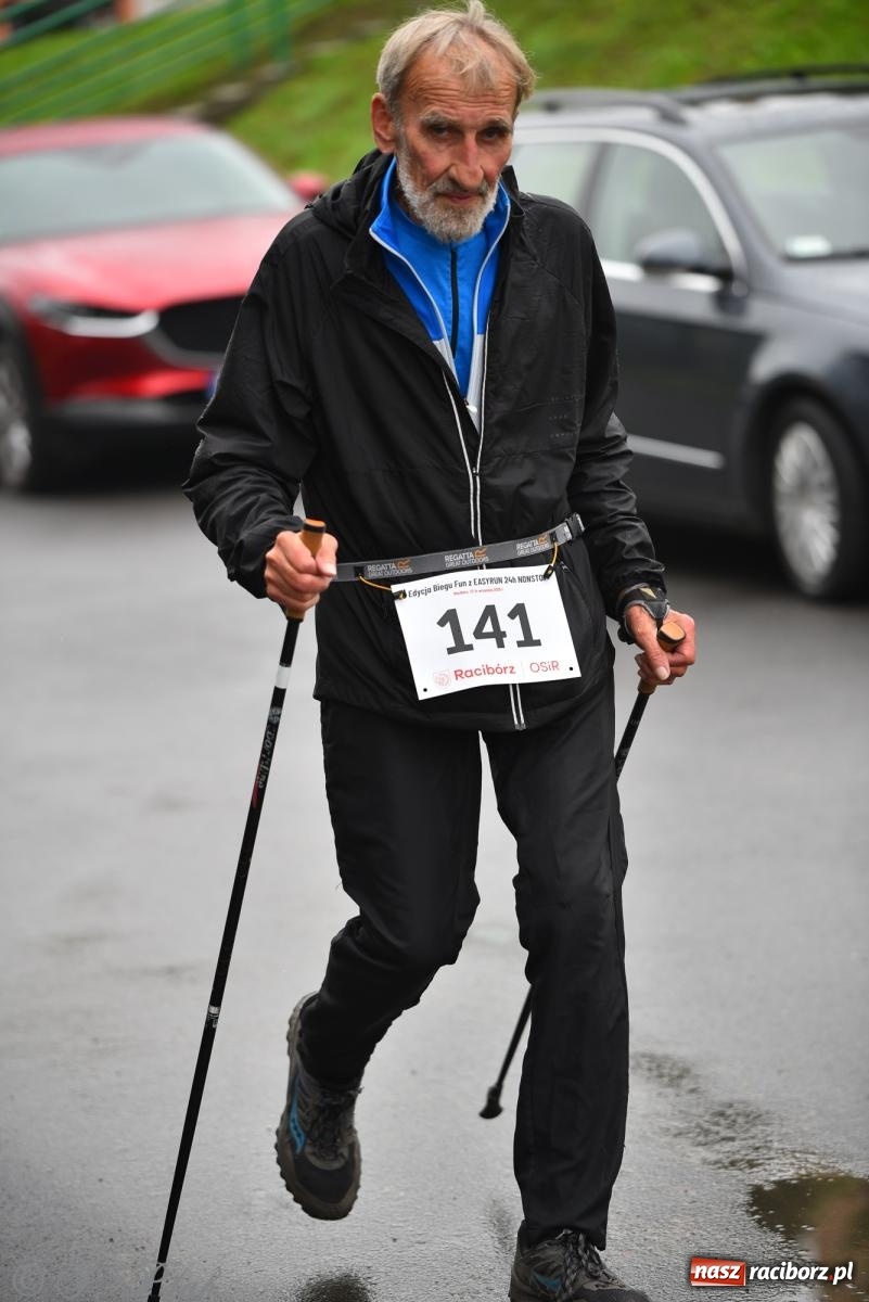 Zdjęcie w galerii na portalu naszraciborz.pl: Ruszyła 5. edycja Fun z EasyRun 24 Nonstop w Raciborzu wiadomości z regionu