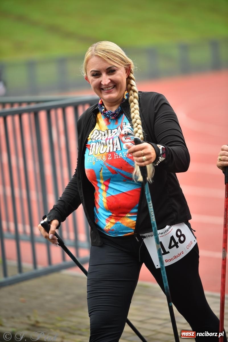 Zdjęcie w galerii na portalu naszraciborz.pl: Ruszyła 5. edycja Fun z EasyRun 24 Nonstop w Raciborzu wiadomości z regionu