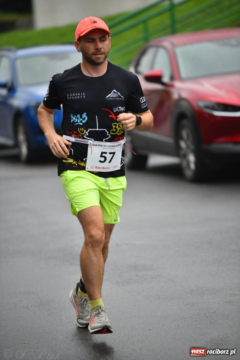 Zdjęcie w galerii na portalu naszraciborz.pl: Ruszyła 5. edycja Fun z EasyRun 24 Nonstop w Raciborzu wiadomości z regionu