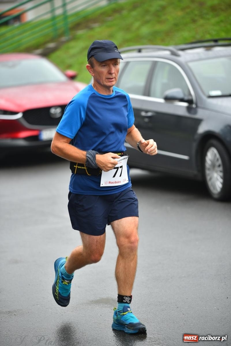 Zdjęcie w galerii na portalu naszraciborz.pl: Ruszyła 5. edycja Fun z EasyRun 24 Nonstop w Raciborzu wiadomości z regionu