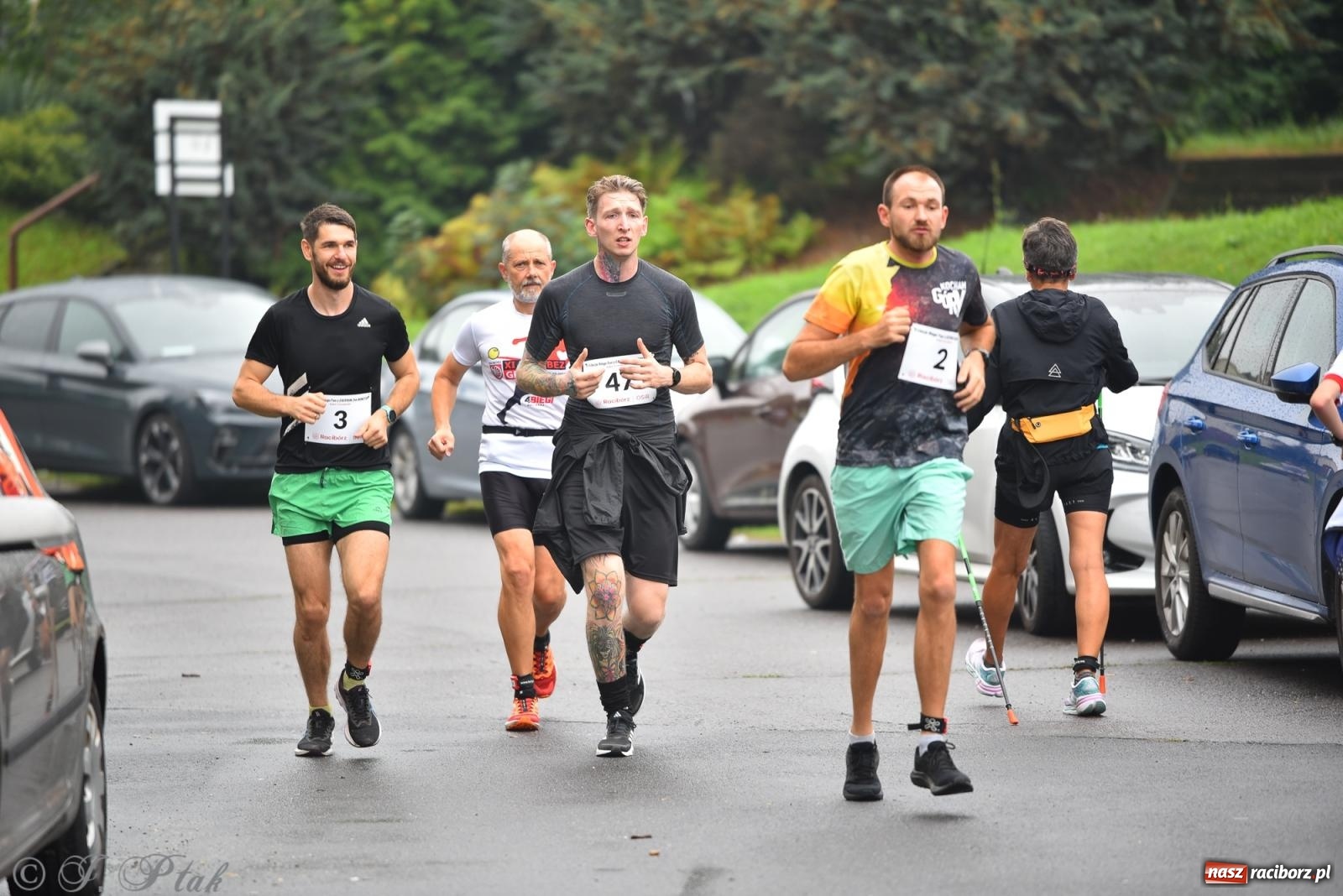 Zdjęcie w galerii na portalu naszraciborz.pl: Ruszyła 5. edycja Fun z EasyRun 24 Nonstop w Raciborzu wiadomości z regionu