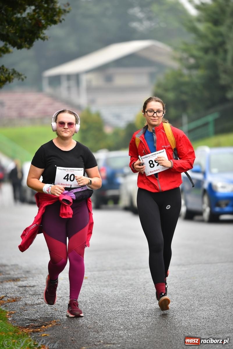 Zdjęcie w galerii na portalu naszraciborz.pl: Ruszyła 5. edycja Fun z EasyRun 24 Nonstop w Raciborzu wiadomości z regionu