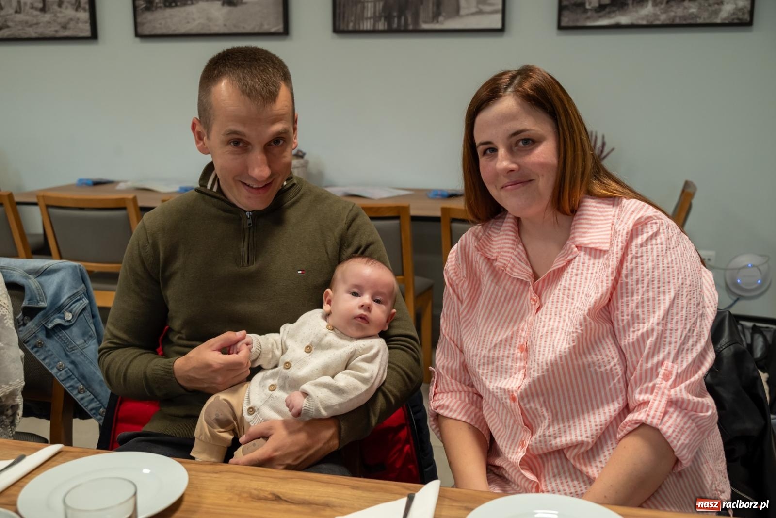 Zdjęcie w galerii na portalu naszraciborz.pl: W Tworkowie przywitano najmłodszych mieszkańców gminy Krzyżanowice wiadomości z regionu