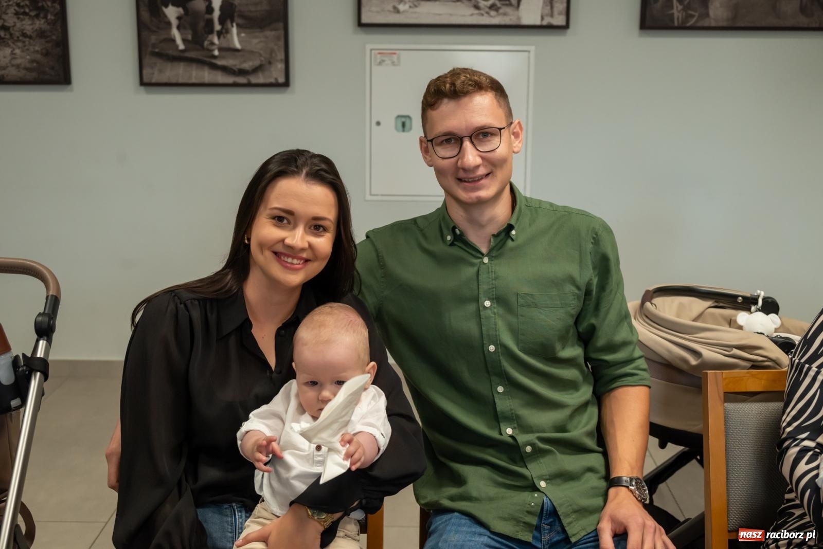 Zdjęcie w galerii na portalu naszraciborz.pl: W Tworkowie przywitano najmłodszych mieszkańców gminy Krzyżanowice wiadomości z regionu