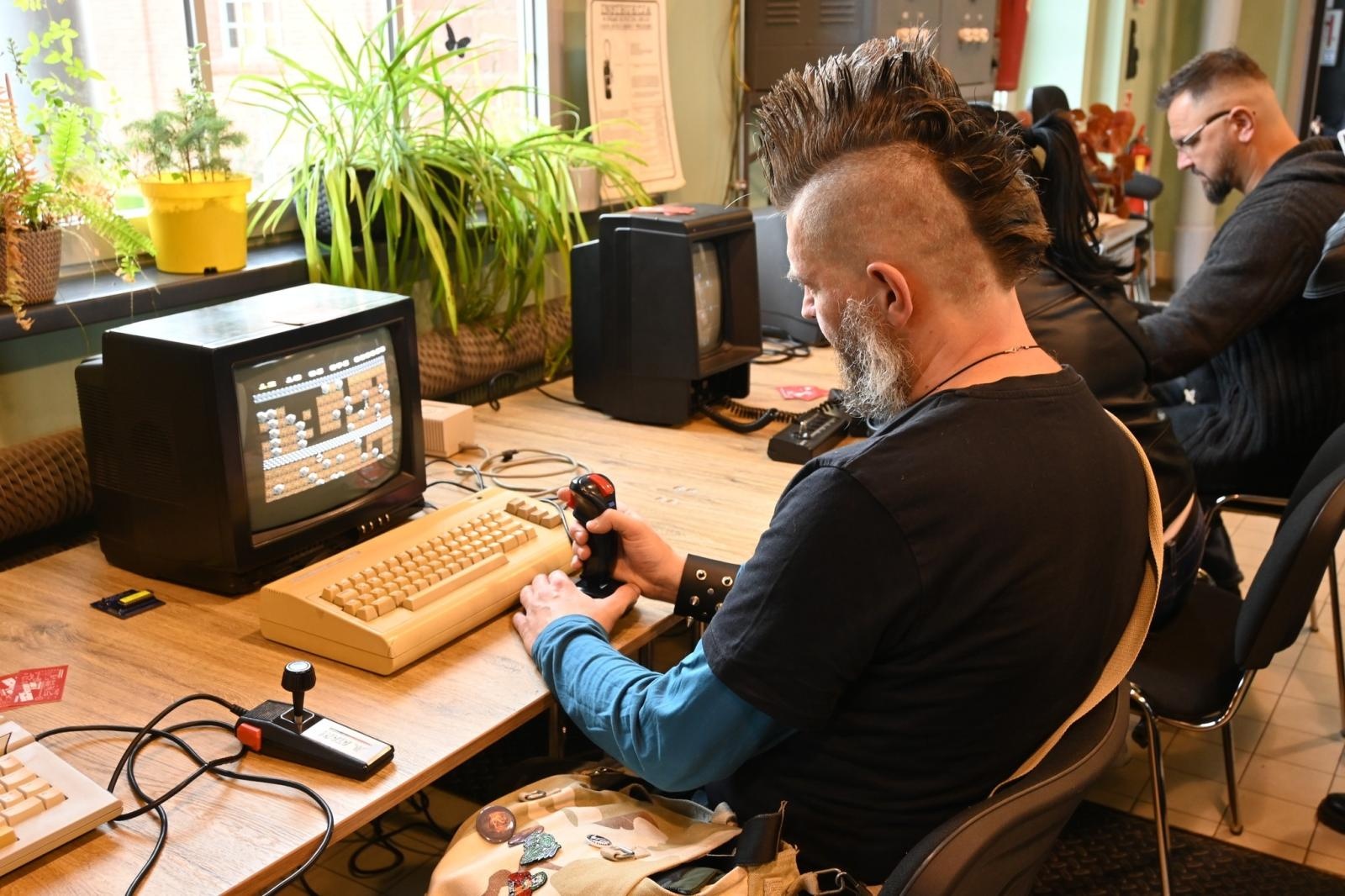 Zdjęcie w galerii na portalu naszraciborz.pl: HOYM Industry FEST 9 w Rybniku, tym razem międzynarodowo! wiadomości z regionu