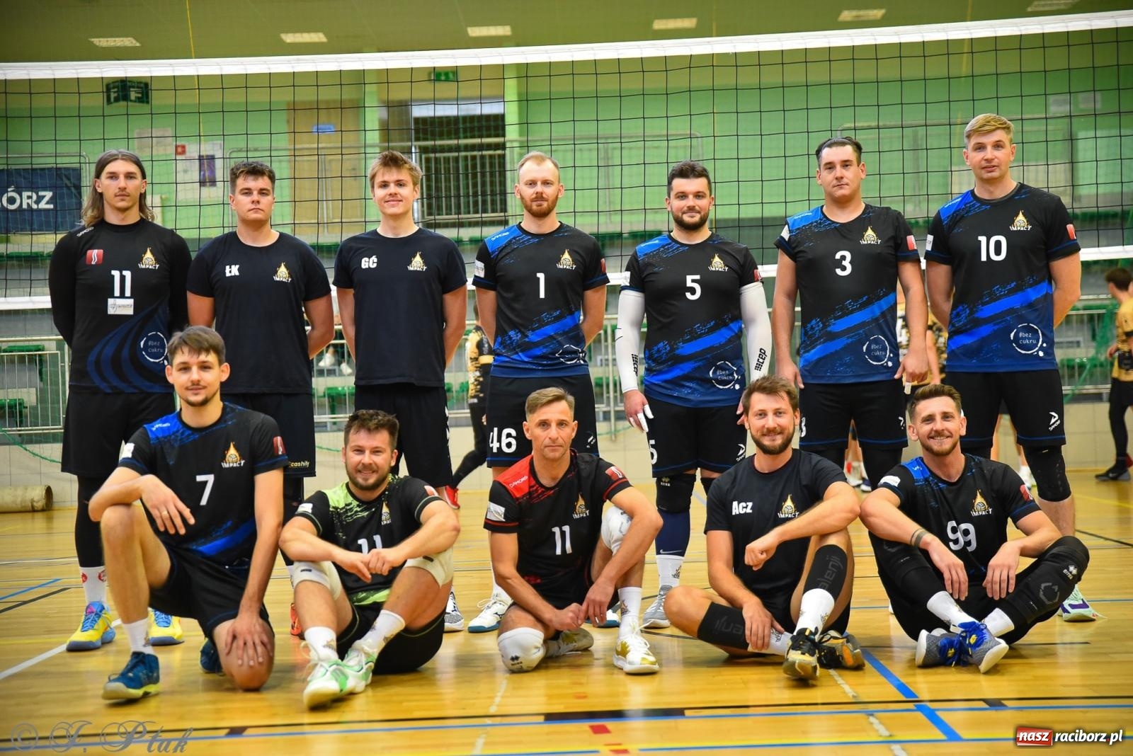 Zdjęcie w galerii na portalu naszraciborz.pl: Siatkarski Turniej Charytatywny w Raciborzu – sport i serca dla Sebastiana wiadomości z regionu