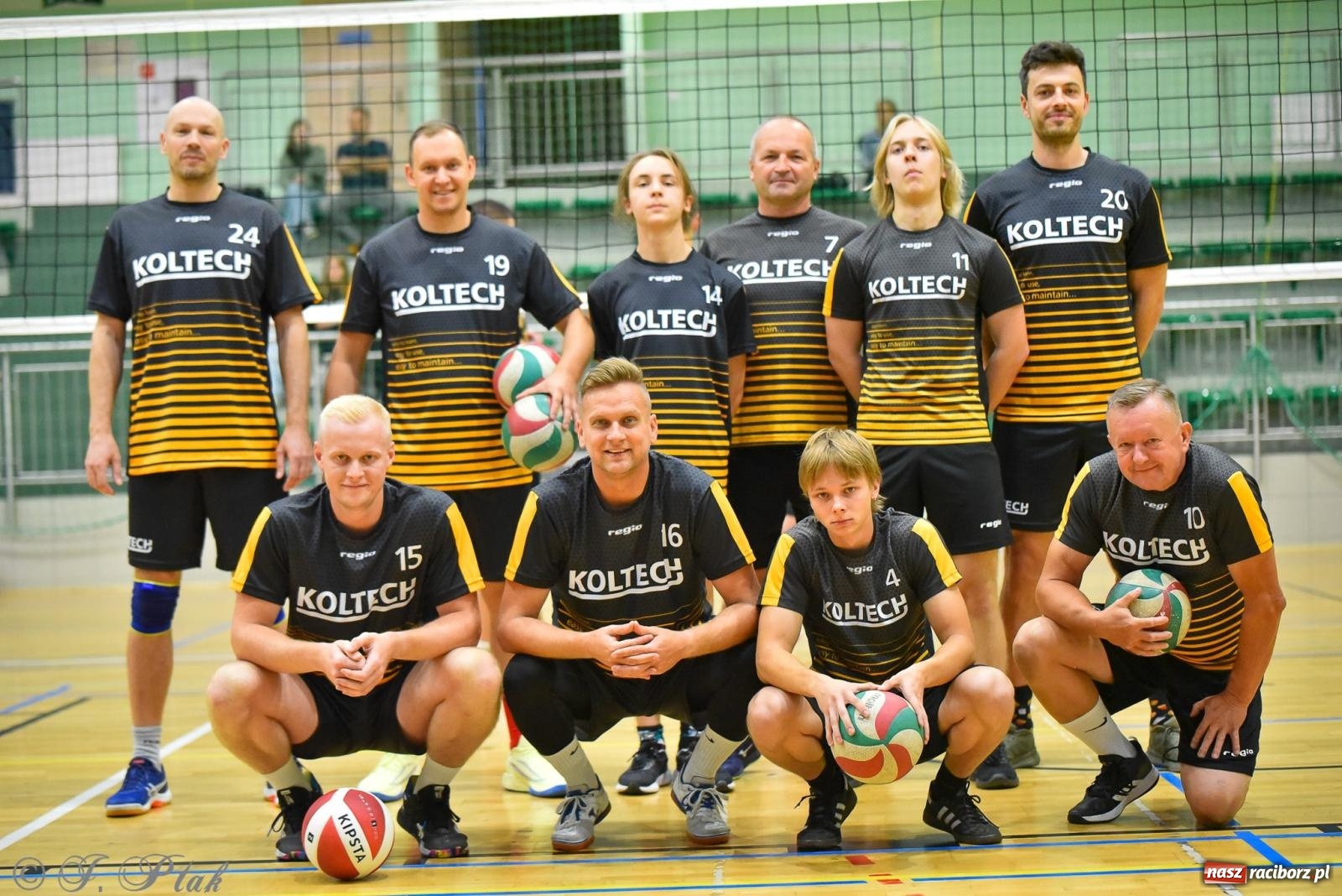 Zdjęcie w galerii na portalu naszraciborz.pl: Siatkarski Turniej Charytatywny w Raciborzu – sport i serca dla Sebastiana wiadomości z regionu
