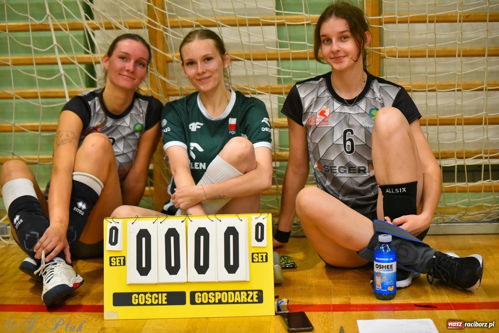 Zdjęcie w galerii na portalu naszraciborz.pl: Siatkarski Turniej Charytatywny w Raciborzu – sport i serca dla Sebastiana wiadomości z regionu