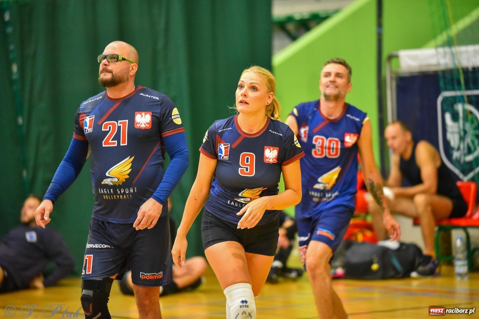 Zdjęcie w galerii na portalu naszraciborz.pl: Siatkarski Turniej Charytatywny w Raciborzu – sport i serca dla Sebastiana wiadomości z regionu