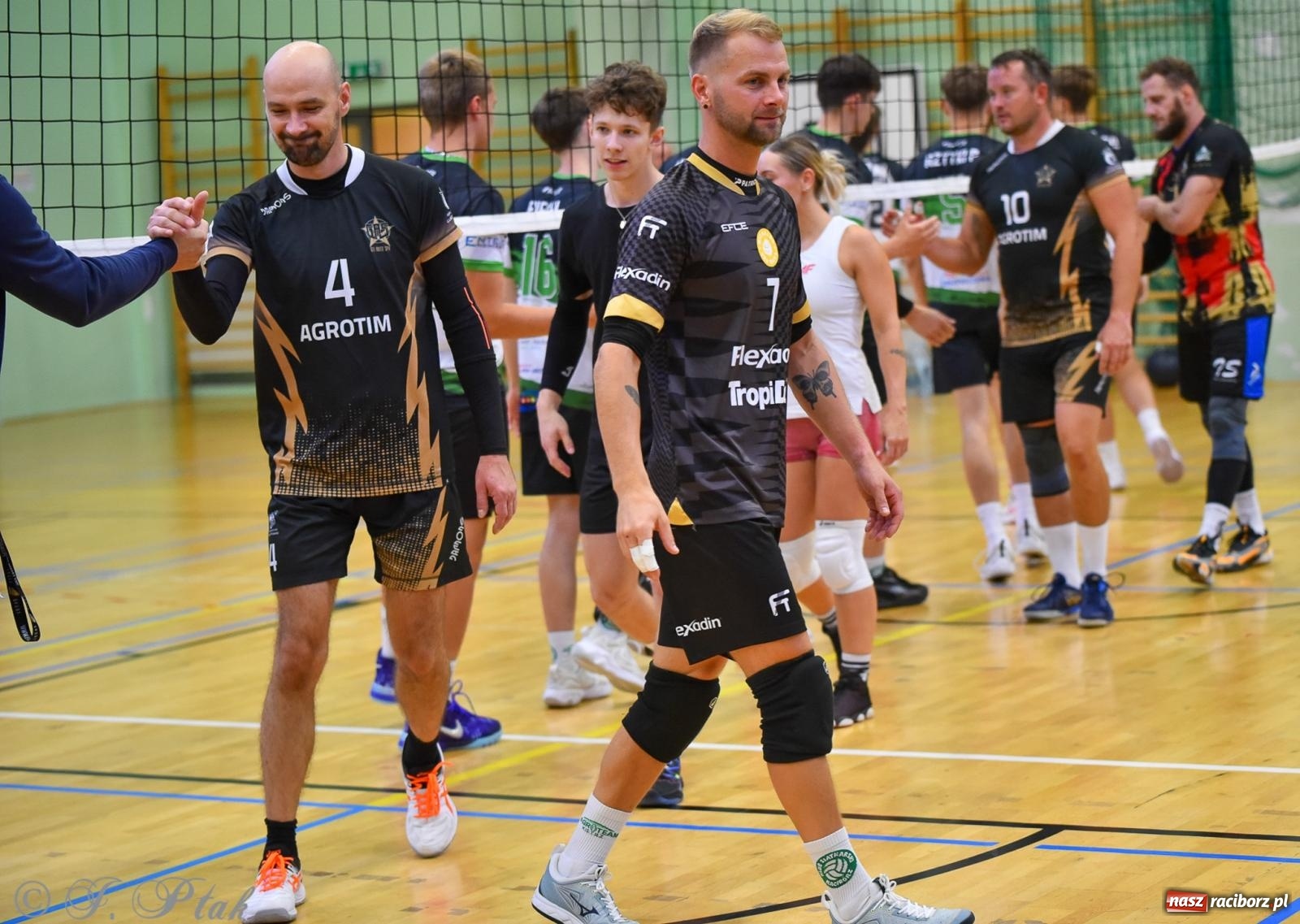 Zdjęcie w galerii na portalu naszraciborz.pl: Siatkarski Turniej Charytatywny w Raciborzu – sport i serca dla Sebastiana wiadomości z regionu