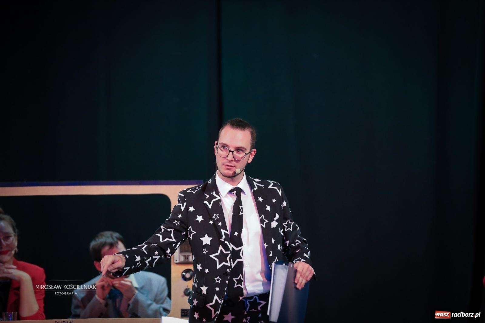 Zdjęcie w galerii na portalu naszraciborz.pl: Benefis Elżbiety i Andrzeja Biskupów w Raciborzu – muzyka, teatr i wspomnienia [FOTO] wiadomości z regionu