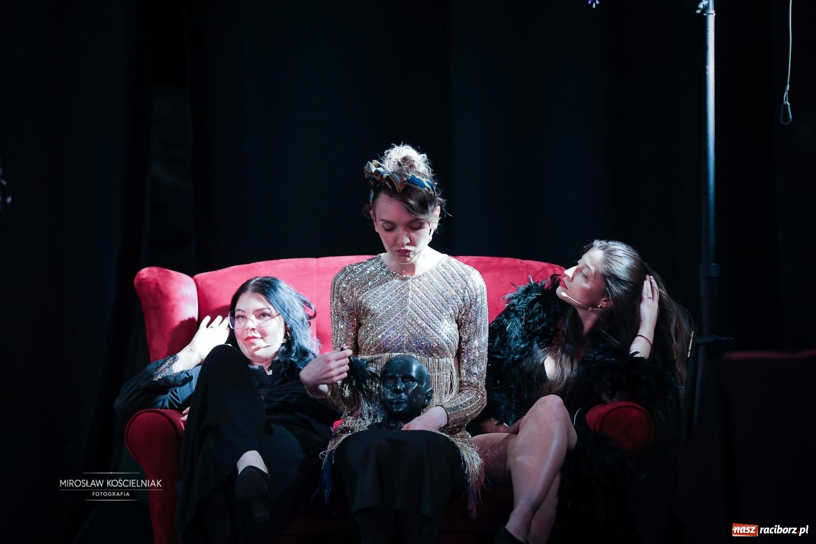 Zdjęcie w galerii na portalu naszraciborz.pl: Benefis Elżbiety i Andrzeja Biskupów w Raciborzu – muzyka, teatr i wspomnienia [FOTO] wiadomości z regionu