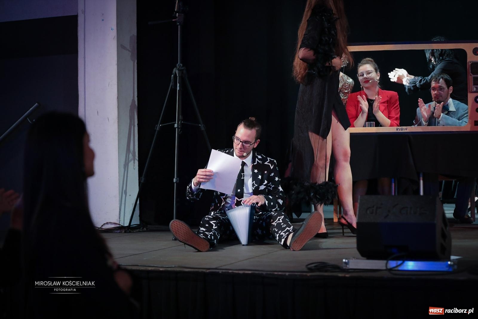 Zdjęcie w galerii na portalu naszraciborz.pl: Benefis Elżbiety i Andrzeja Biskupów w Raciborzu – muzyka, teatr i wspomnienia [FOTO] wiadomości z regionu