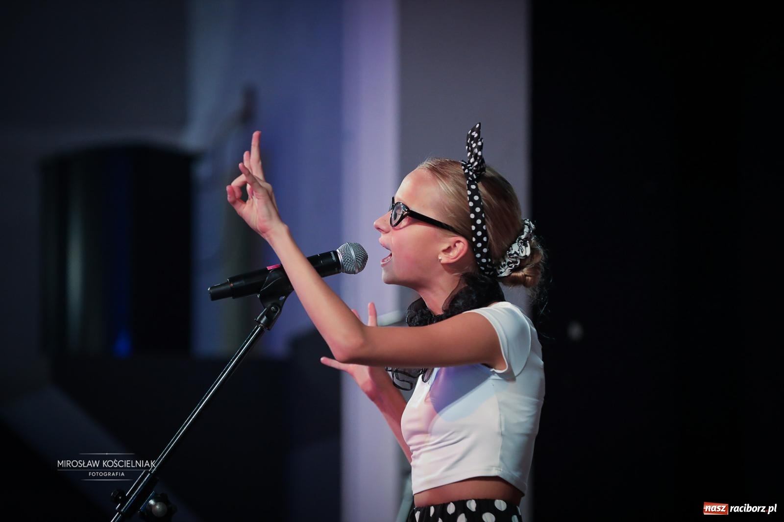 Zdjęcie w galerii na portalu naszraciborz.pl: Benefis Elżbiety i Andrzeja Biskupów w Raciborzu – muzyka, teatr i wspomnienia [FOTO] wiadomości z regionu